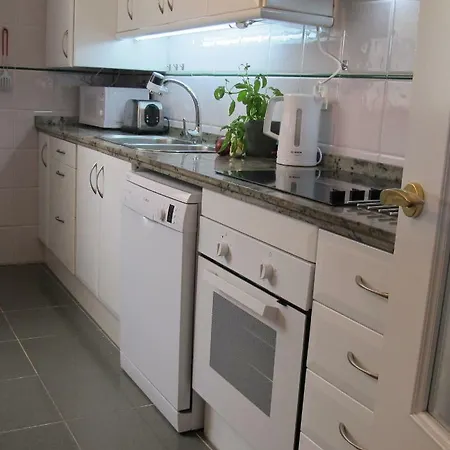 Apt L'ampolla Beach Lägenhet